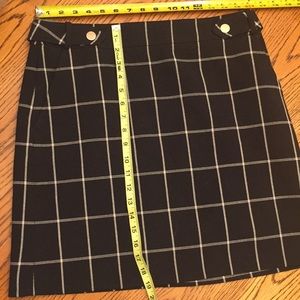 Loft black/white NWT skirt size 10